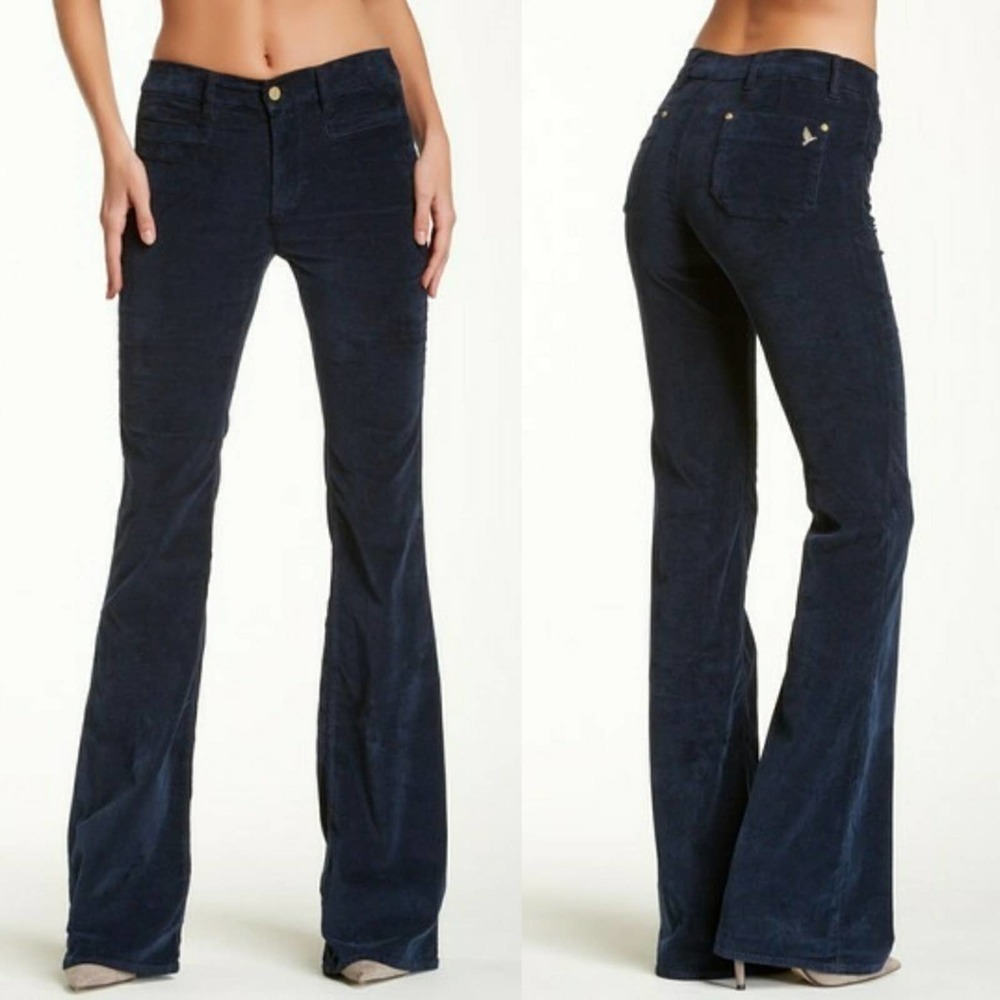 Women's Flared Blue Jeans